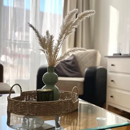 Audrey Hepburn Cathedral View Location Air Conditioned Apartament