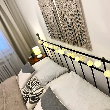 شقة Audrey Hepburn Cathedral View Location Air Conditioned براتسيلافا