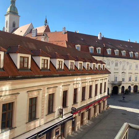 Audrey Hepburn Cathedral View Location Air Conditioned Apartament