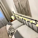 Apartment Audrey Hepburn Cathedral View Location Air Conditioned Bratislava